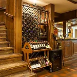מלון Chateau Montagne Troyan 3*