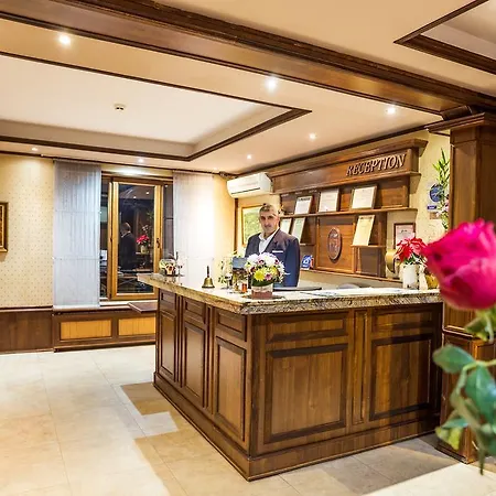 Chateau Montagne Troyan Hotel