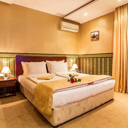 Chateau Montagne Troyan Hotel 3*